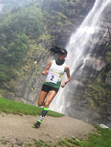 Ivana Iozzia mentre si allena in montagna.