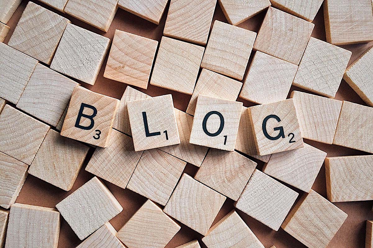 Lavorare sui blog e sui loro contenuti è una competenza digitale necessaria.